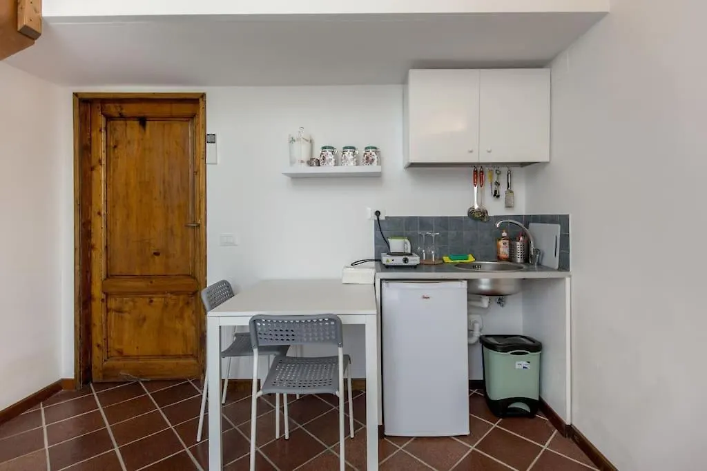 Loft Azalea Garden Wifi Air Conditioning Florence 0*,  Italy