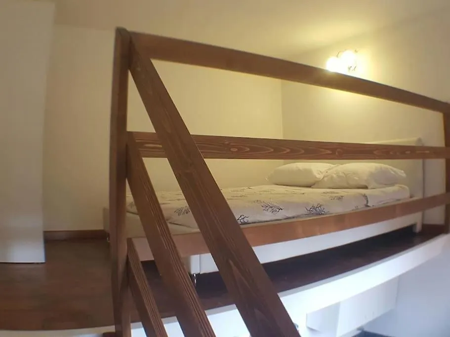Loft Azalea Garden Wifi Air Conditioning Florence Apartment